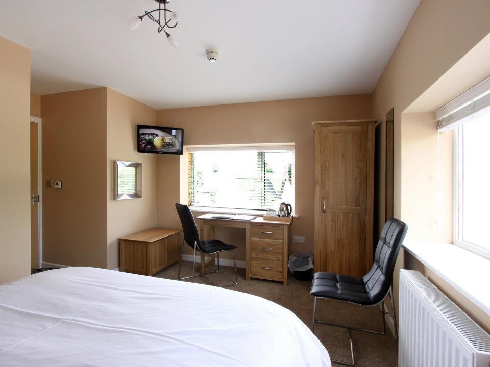 Emlyn Arms Bed & Breakfast Llanarthney Ruang foto